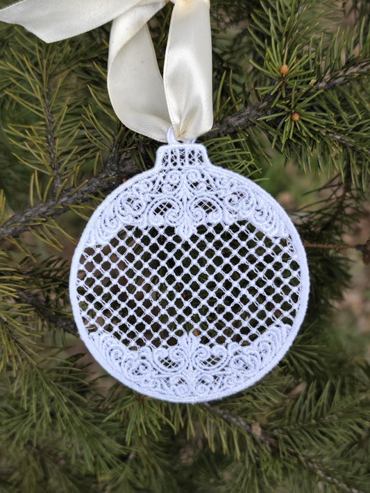 FSL Christmas Ornament Embroidery Design, Lace Bauble Machine Pattern (Digital Download)