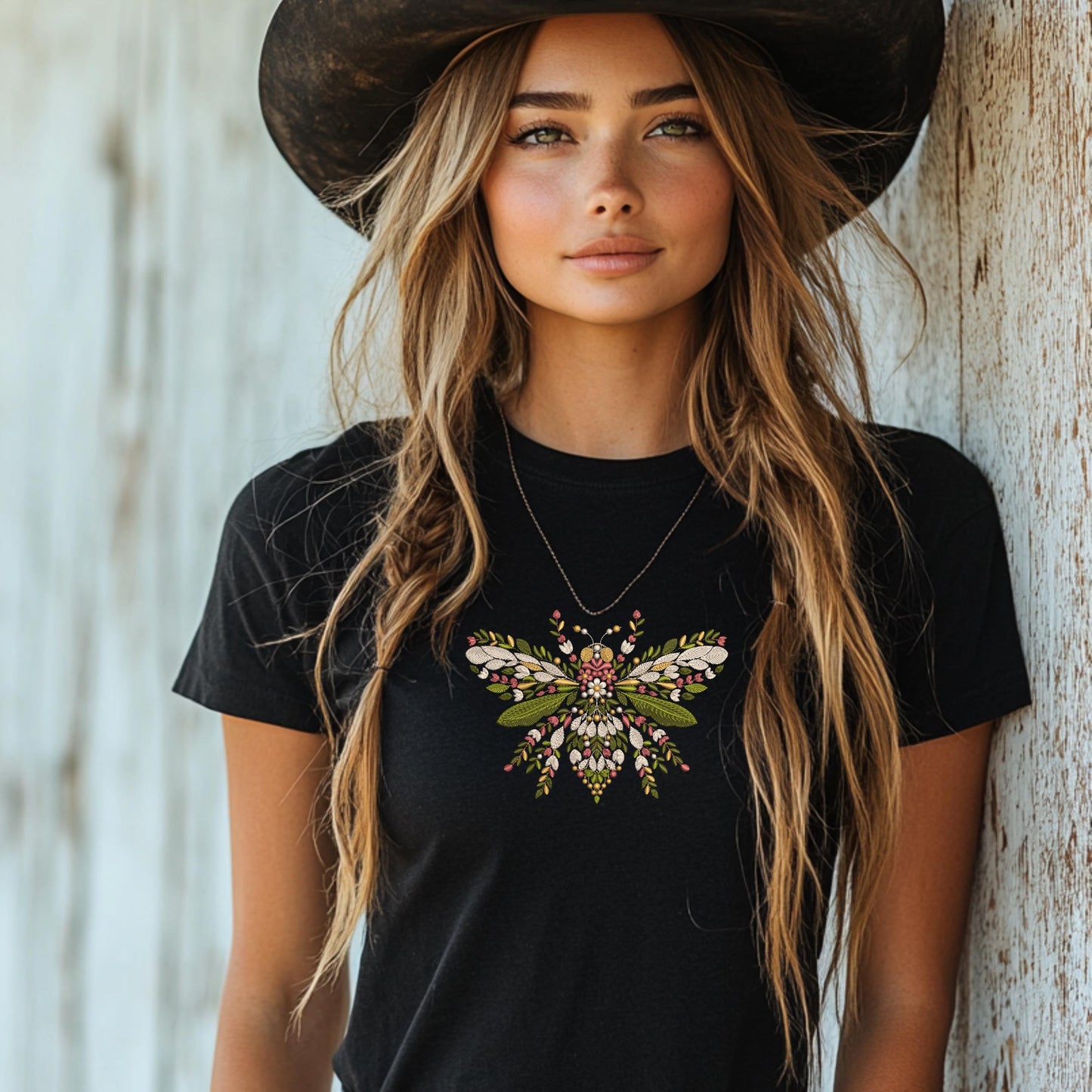 Floral Bee Machine Embroidery Design: Nature Insect Pattern, Bee Embroidery Pattern PES DST Instant Download, Spring Summer Embroidery PES