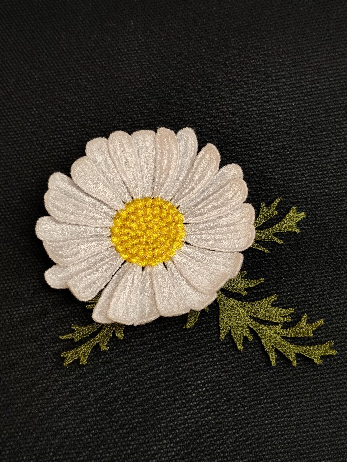 FSL Daisy Embroidery Design, Free Standing Lace Flower, Chamomile Machine Embroidery File, Floral Decor, Instant Download