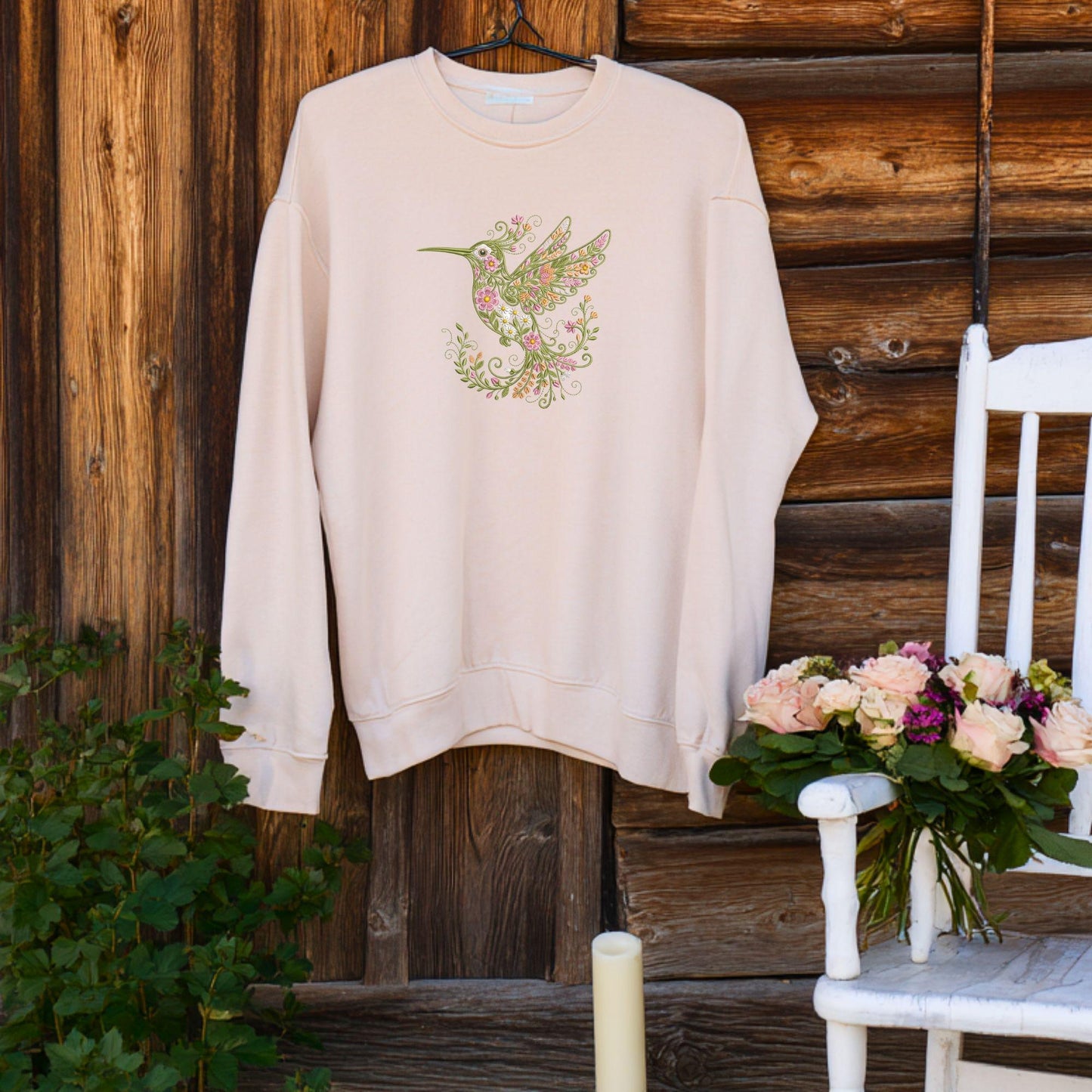 Floral Hummingbird Machine Embroidery Design, Pastel Flowers, Instant Download (4x4 Hoop)