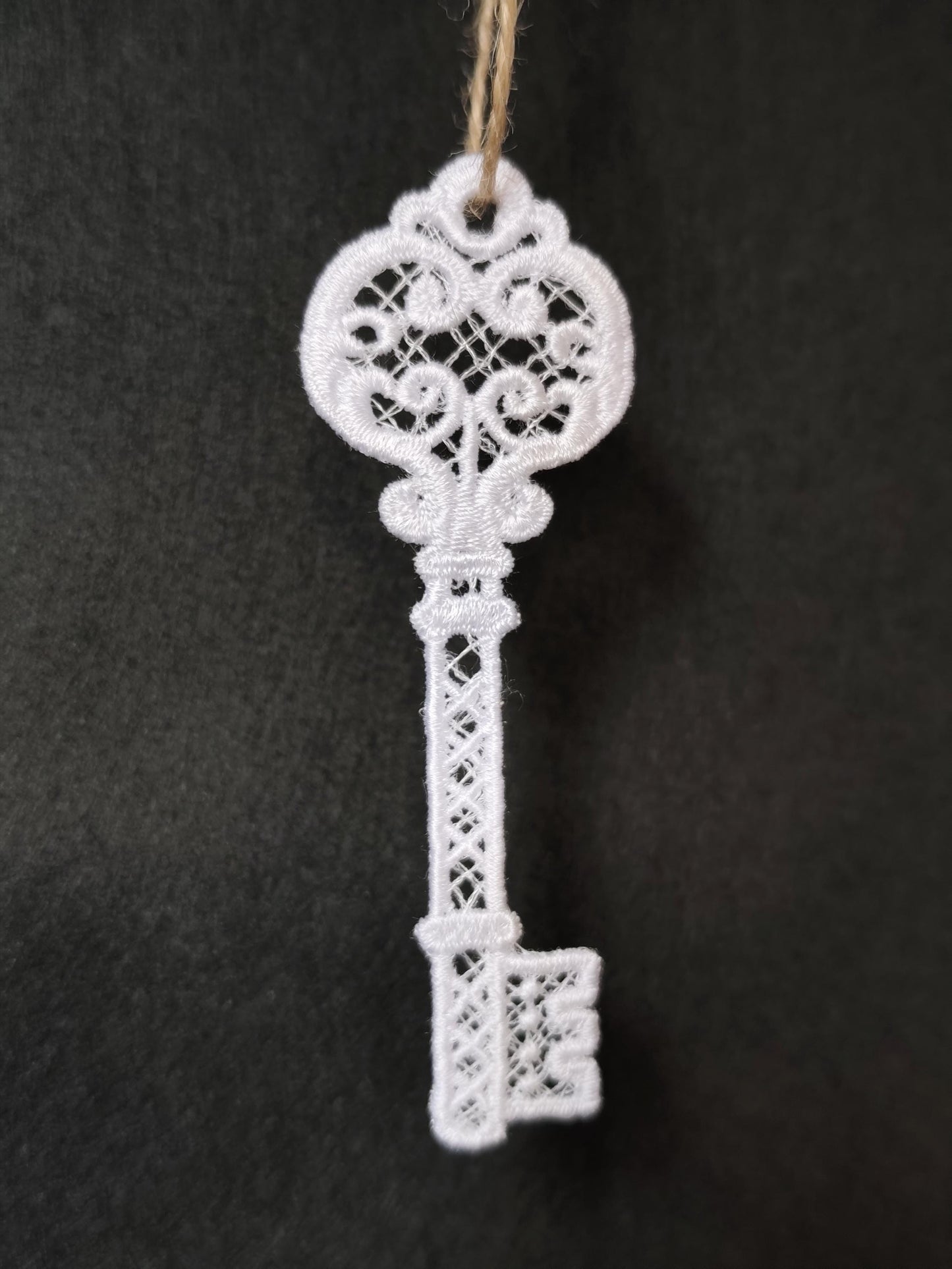 Elegant FSL Key Design Embroidery - Perfect for Machine Embroidery Projects, Key Shaped Design for DIY Crafts, Wedding Decorations & More